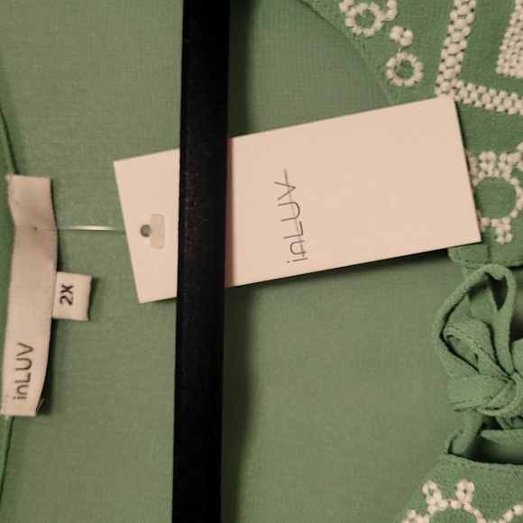 Sheer top 2XL - Picture 2 of 8